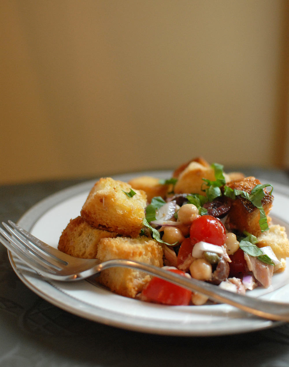 Tuna Panzanella Salad