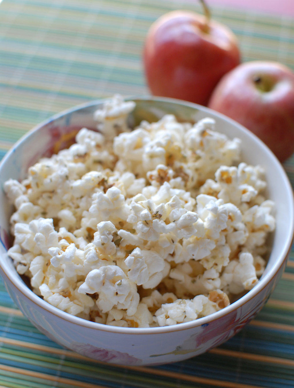 Parmesan Popcorn from EatinontheCheap.com