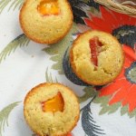 Little Peach Picnic Cakes