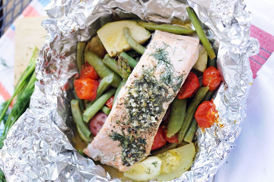 Easy DIY Foil Packet Salmon Dinner