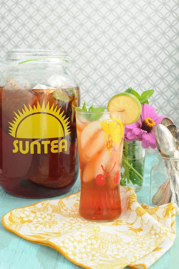 Raspberry Lime Sun Tea