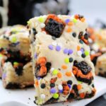 Halloween Oreo Cake Bars - Halloween Desserts - Party Food
